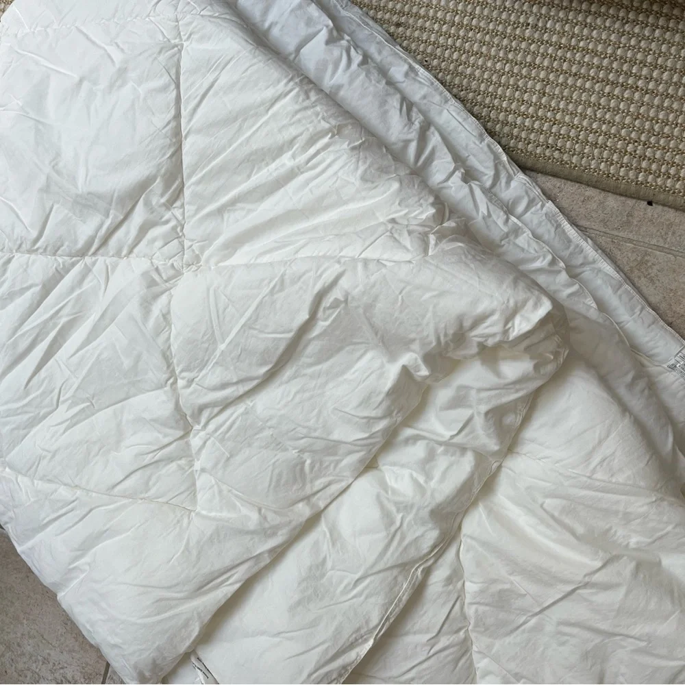 Jonathan Adler Twin Bed Sheet Sets with duvet insert (2 Sets Available)